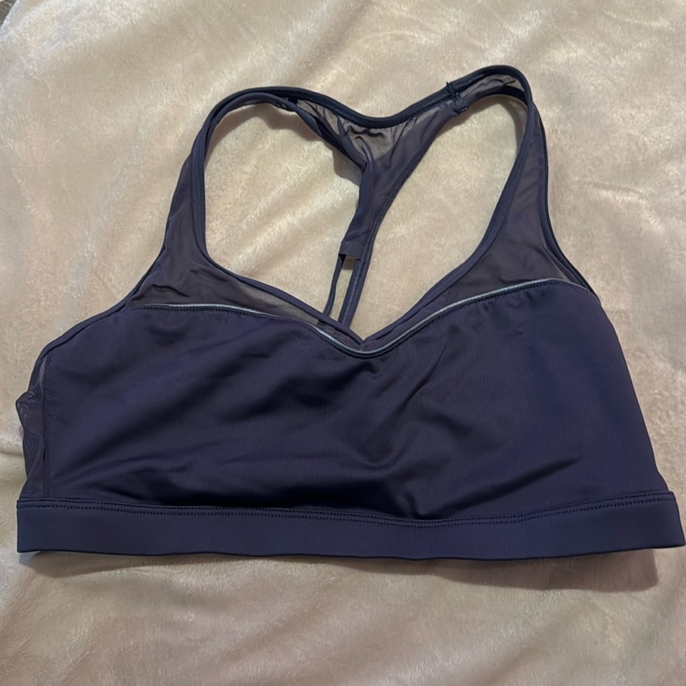 NWOT VS sports bra